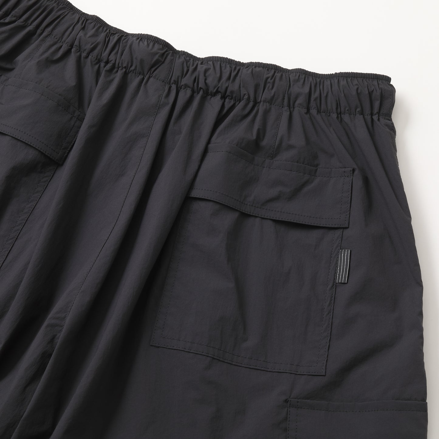 S.F.C PARACHUTE CARGO PANTS CHARCOAL 【SFCFW25P05】(N)