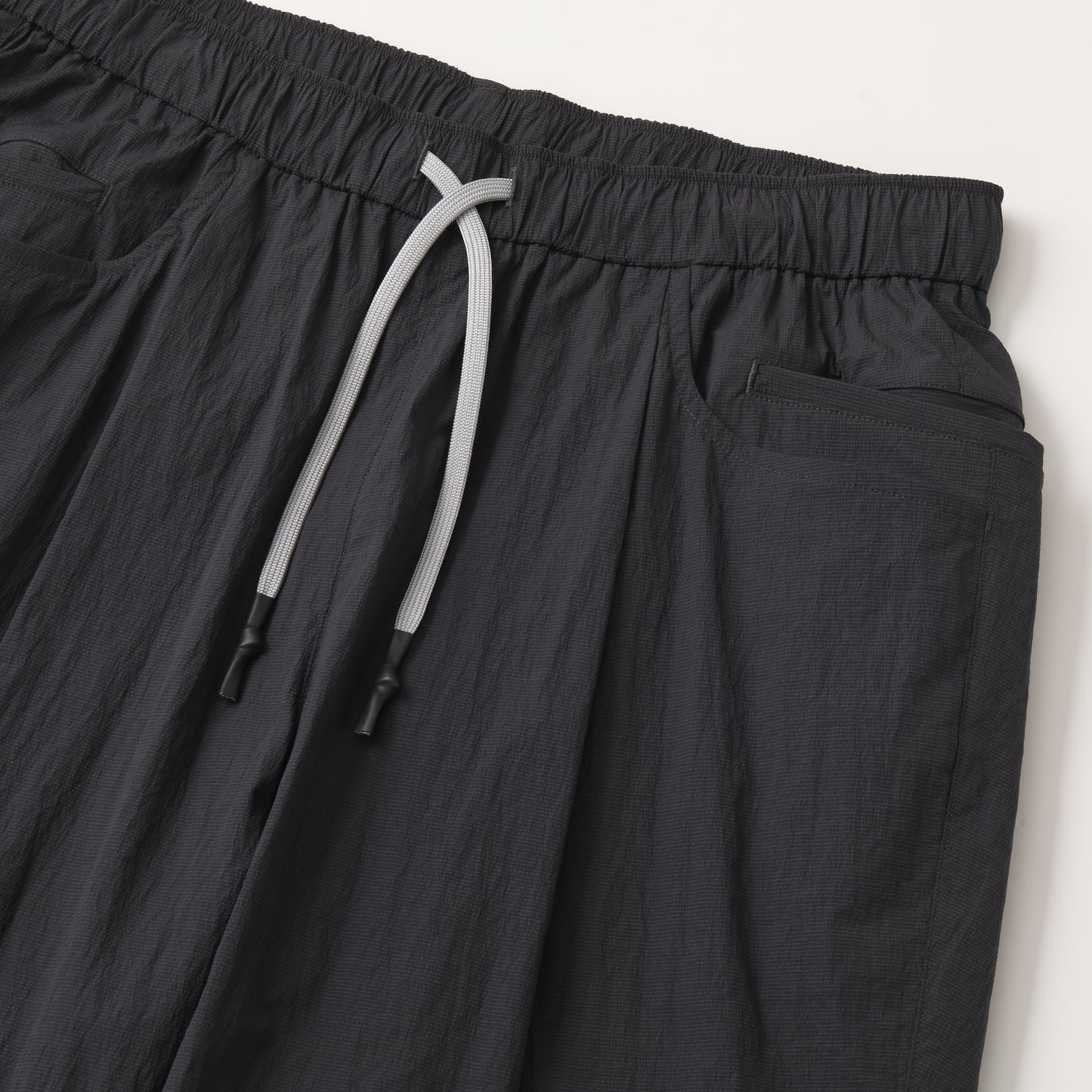 S.F.C WIDE TAPERED EASY PANTS (NEW CRISPY) CHARCOAL 【SFCFW25P04】(N)