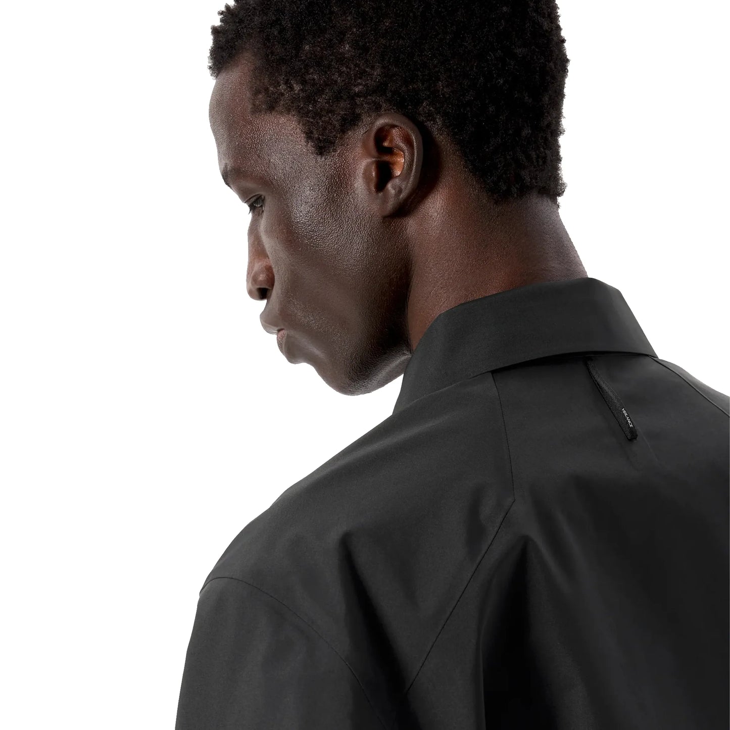 ARC'TERYX VEILANCE Centroid Jacket Men's BLACK 着用写真 首元後ろ