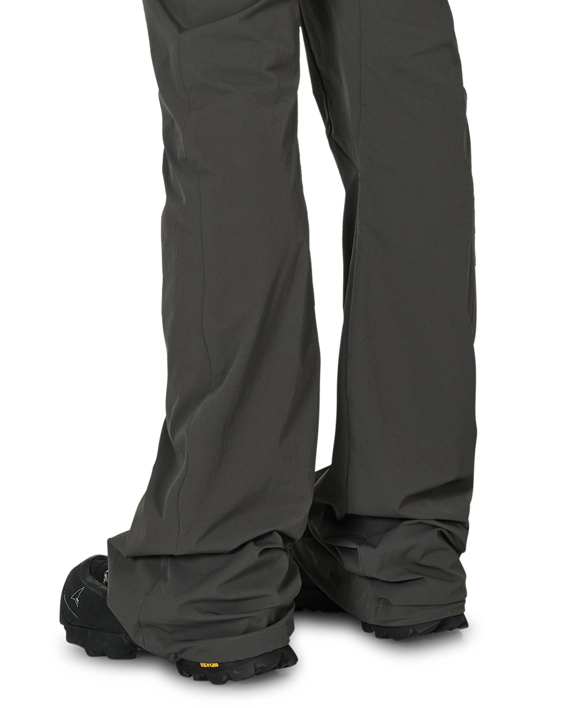 ROA Skort Pants Dark Grey 裾の拡大