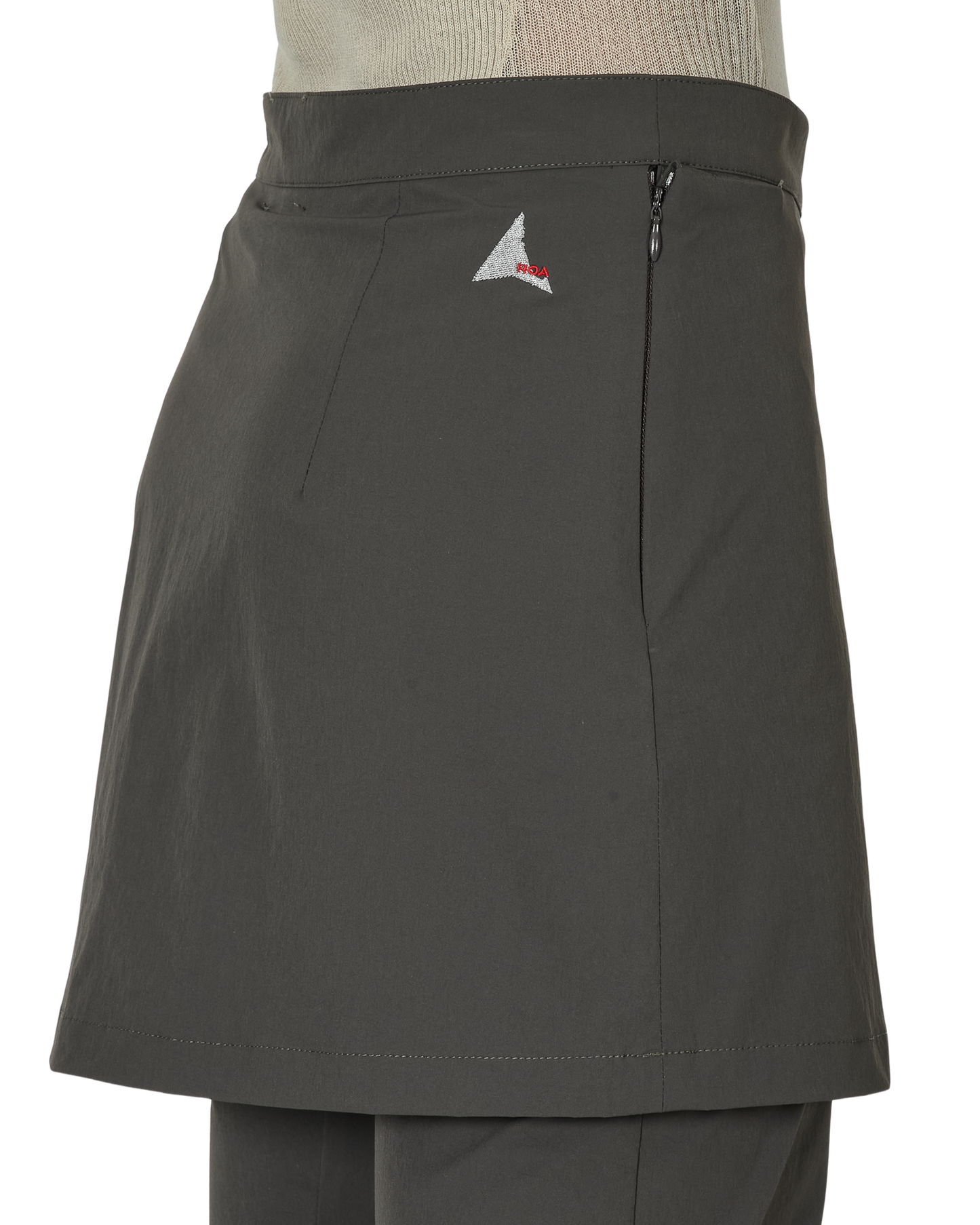 ROA Skort Pants Dark Grey 刺繍ロゴディテール