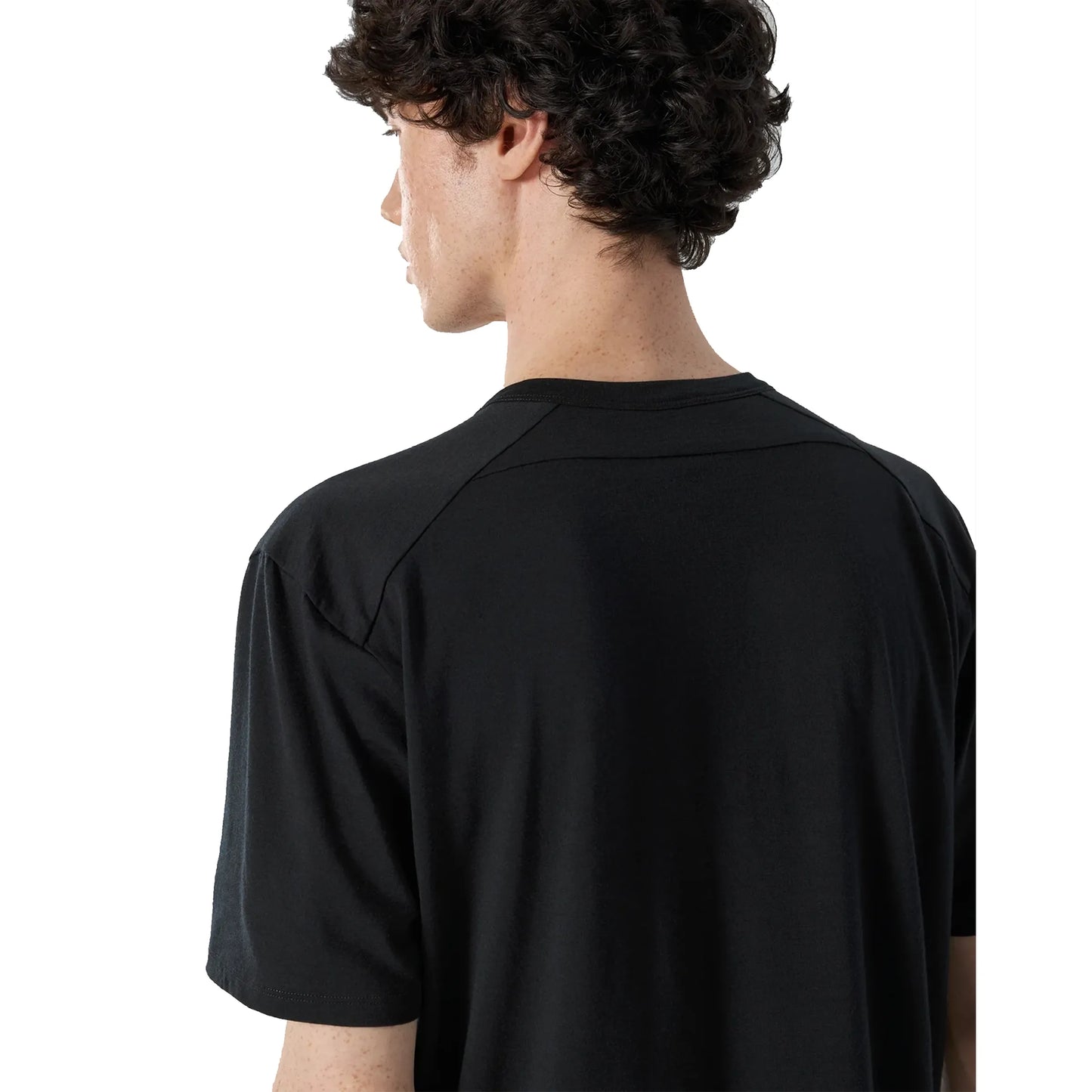 ARC'TERYX VEILANCE Frame SS Shirt Men's Black 着用写真 首元背面