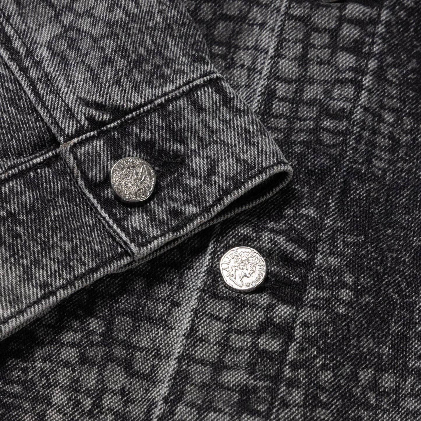 ARIES Lasered Croc Trucker Jacket Black【AR70101.03】