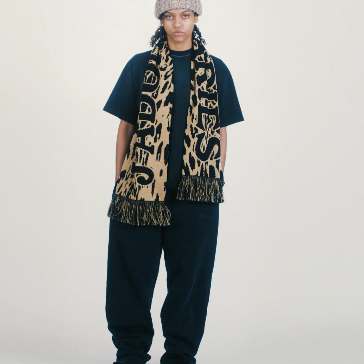 ARIES J'Adoro Aries Leopard Scarf Beige - ARIES 着用