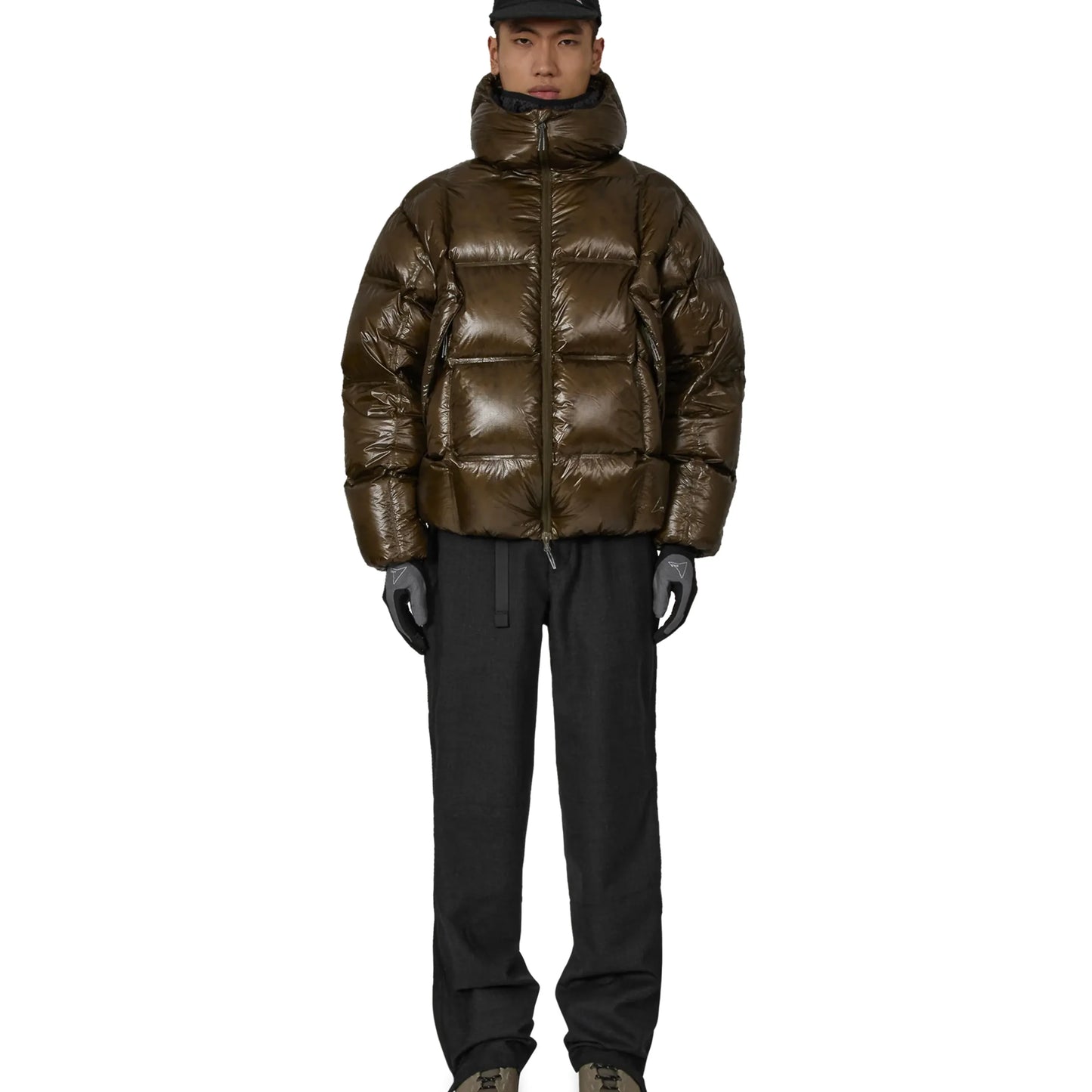 ROA CUBE 650 Fill Power Down Jacket Dark Green 着用イメージ 全身