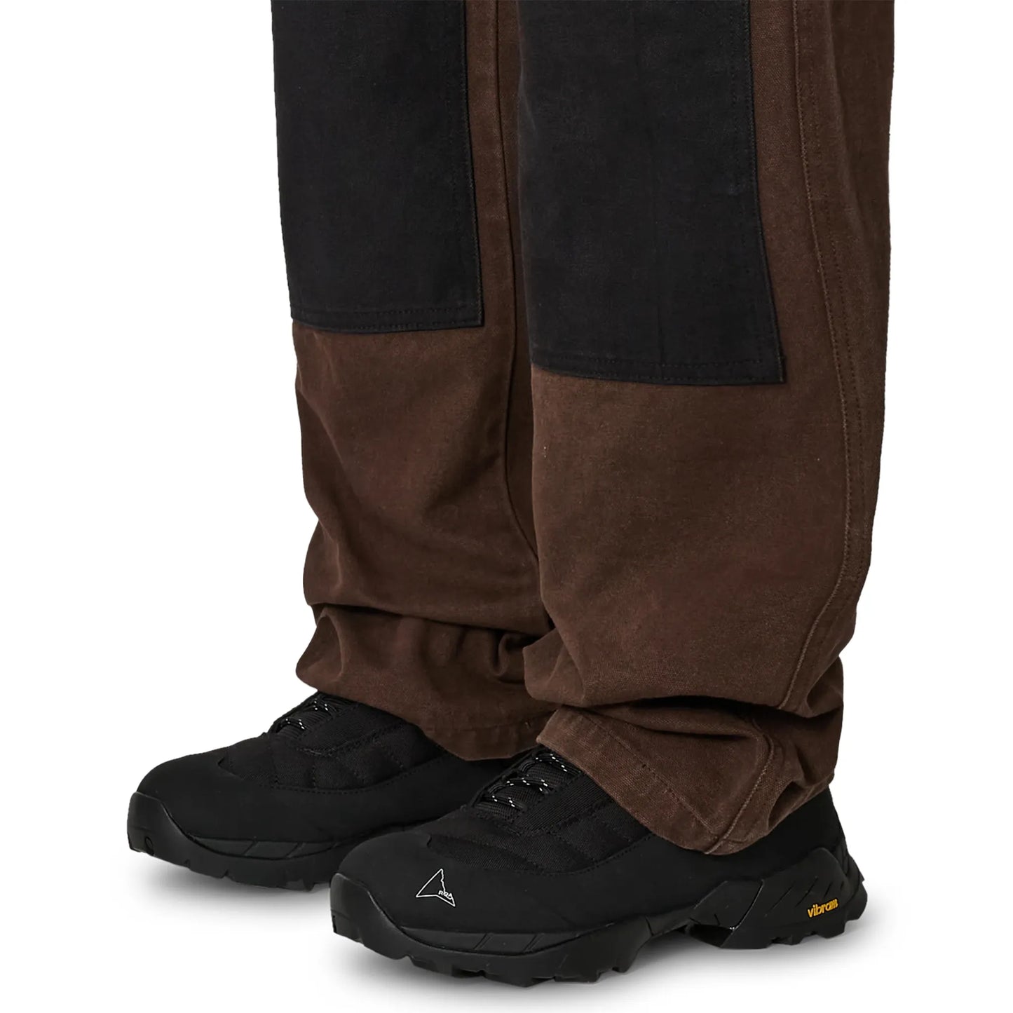 ROA FOMES Double Knee Washed Canvas Pant Dark Brown Black 着用イメージ 裾部分正面