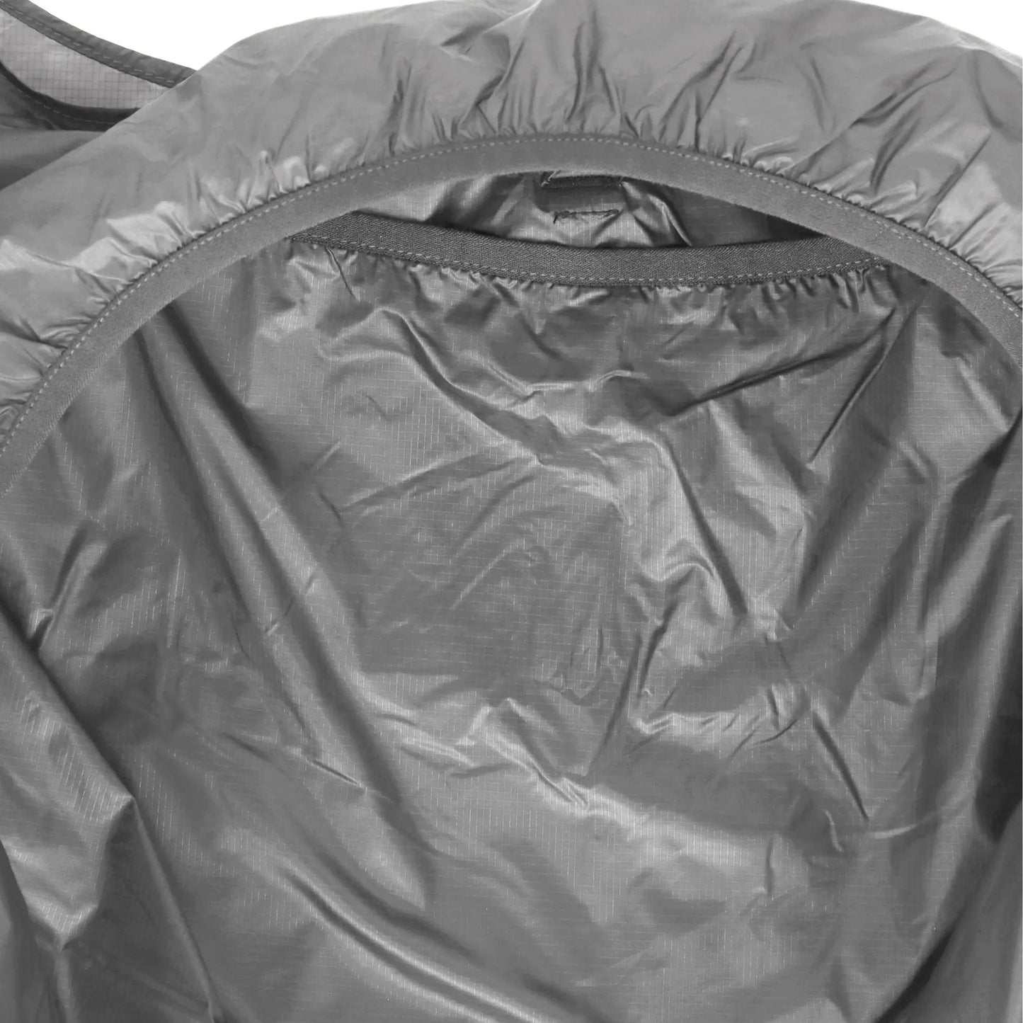 ROA LAKI Packable Knot Bag Silver 生地部分詳細