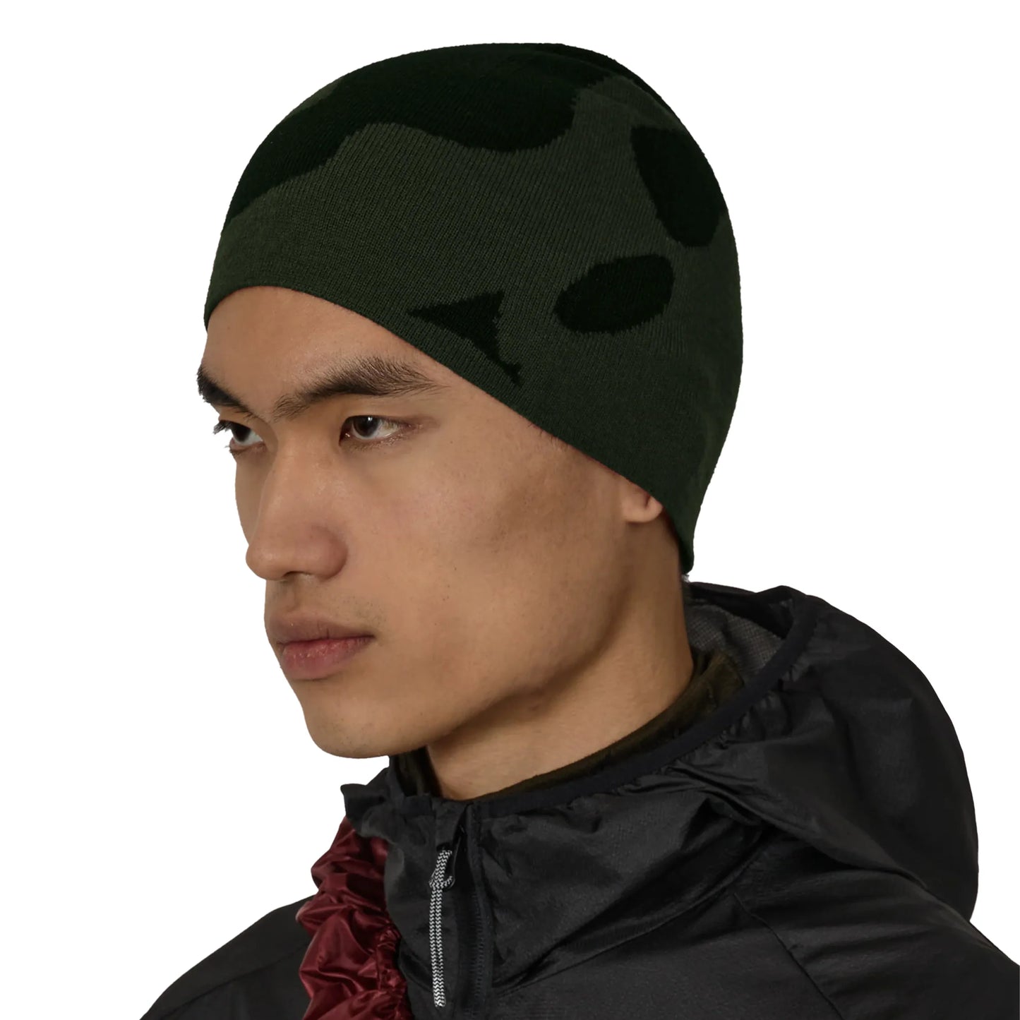 ROA MAGMA Wool Beanie Dark Green Black 着用画像 斜め