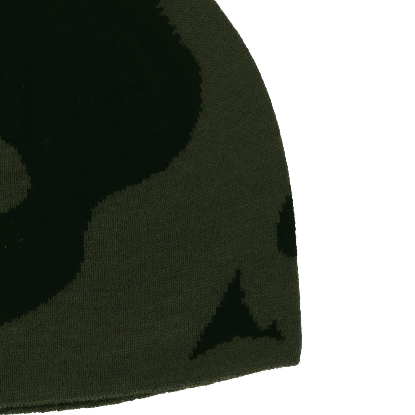 ROA MAGMA Wool Beanie Dark Green Black ロゴ部分
