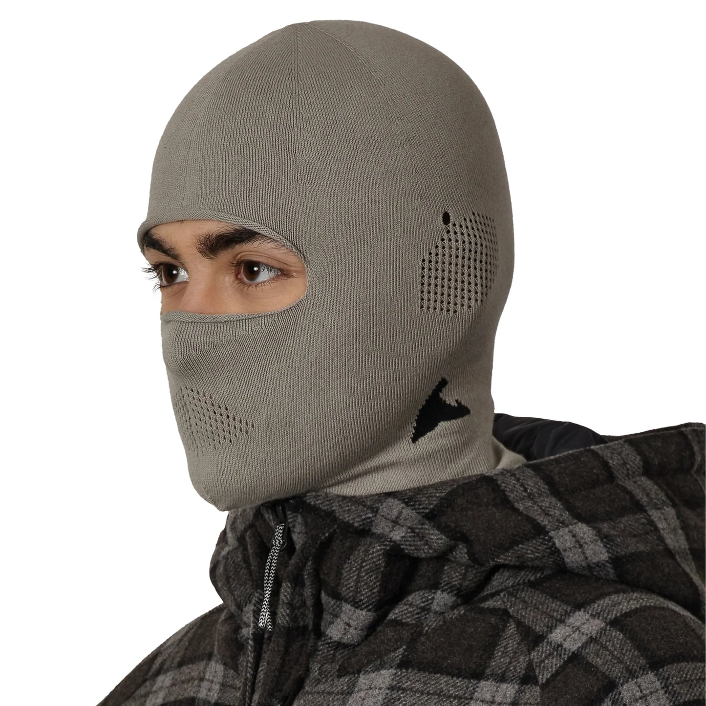 ROA OWL Seamless Biofil® Breathable Balaclava Light Grey 着用画像 斜め