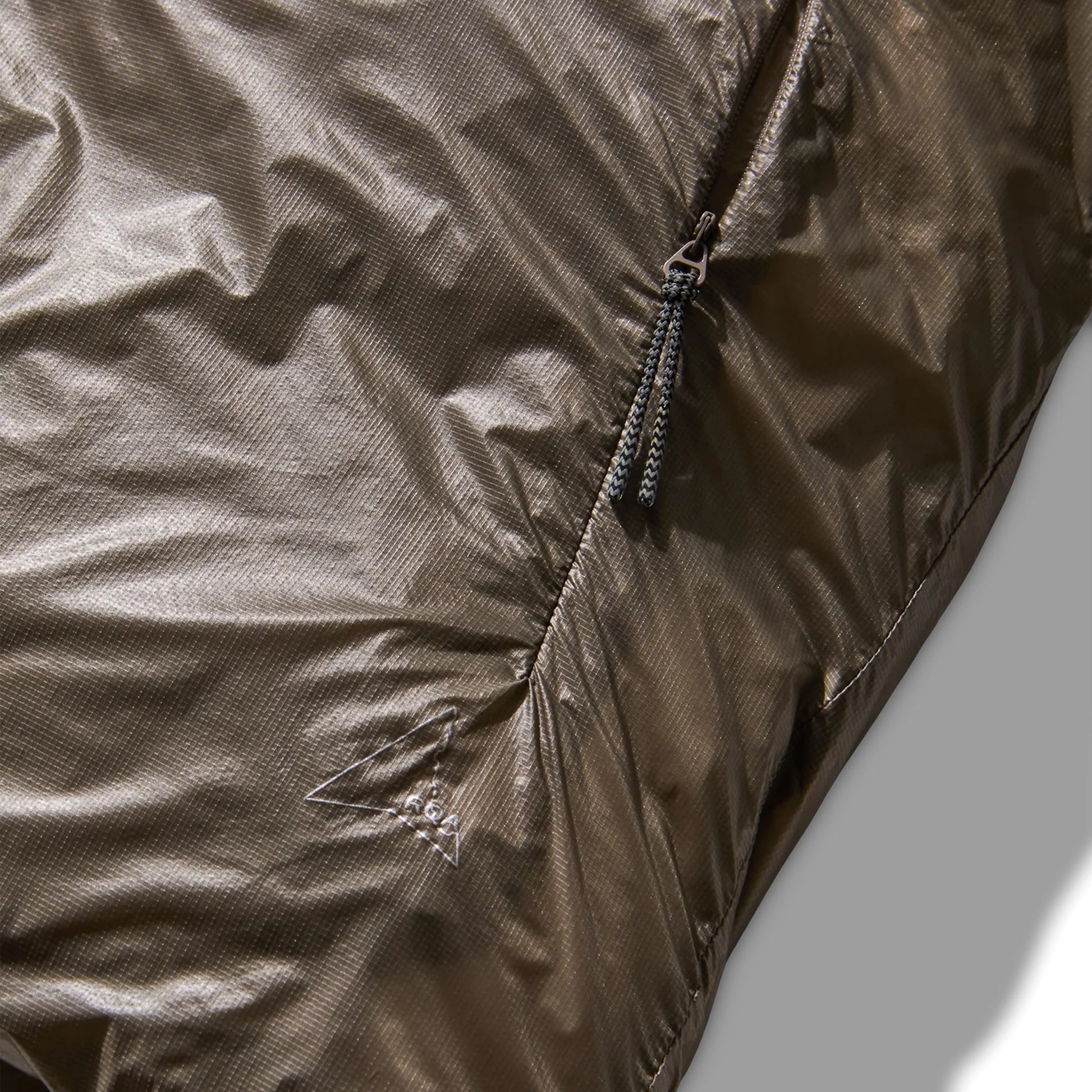ROA Synthetic Down Jacket Taupe ジップ