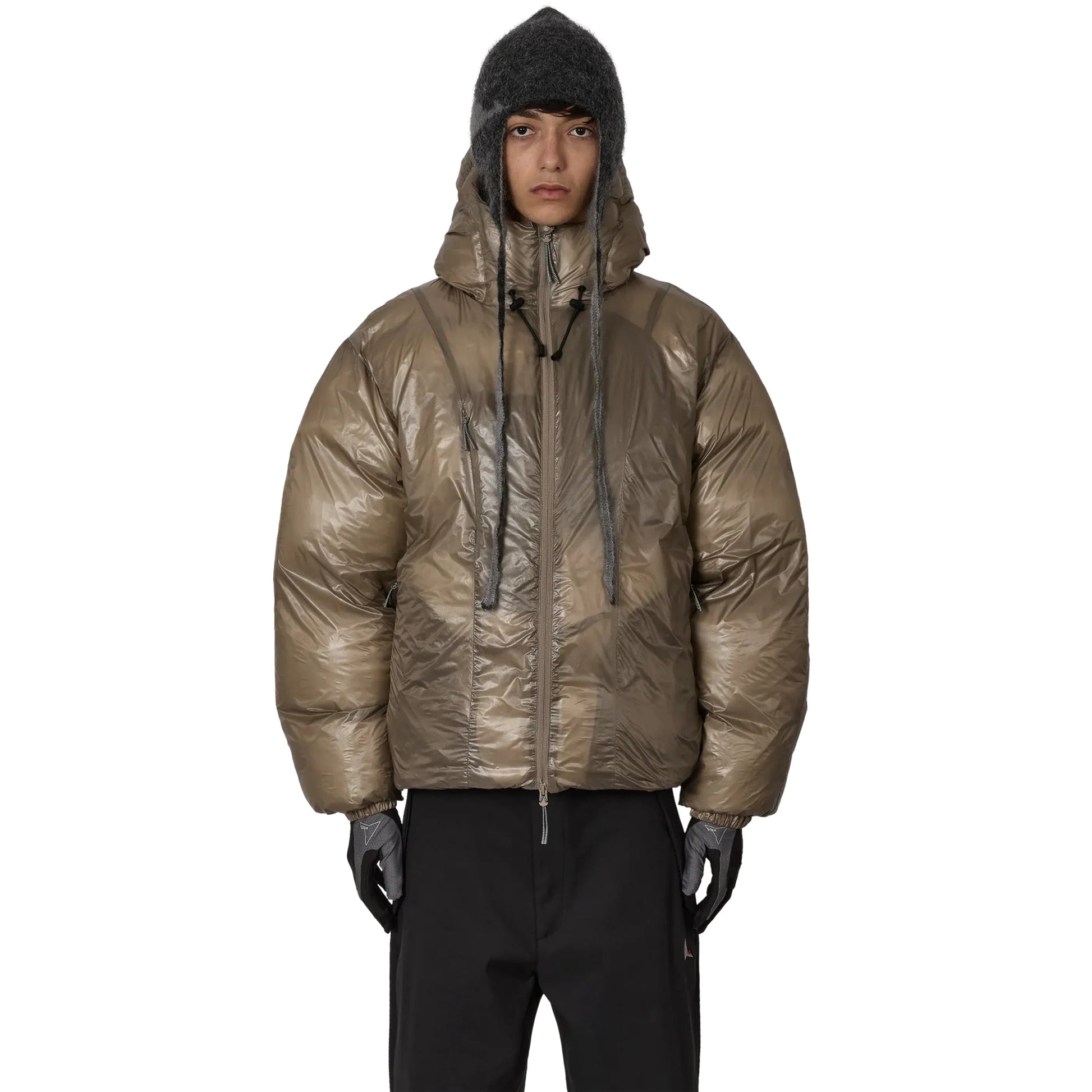 ROA Synthetic Down Jacket Taupe 着用イメージ 正面