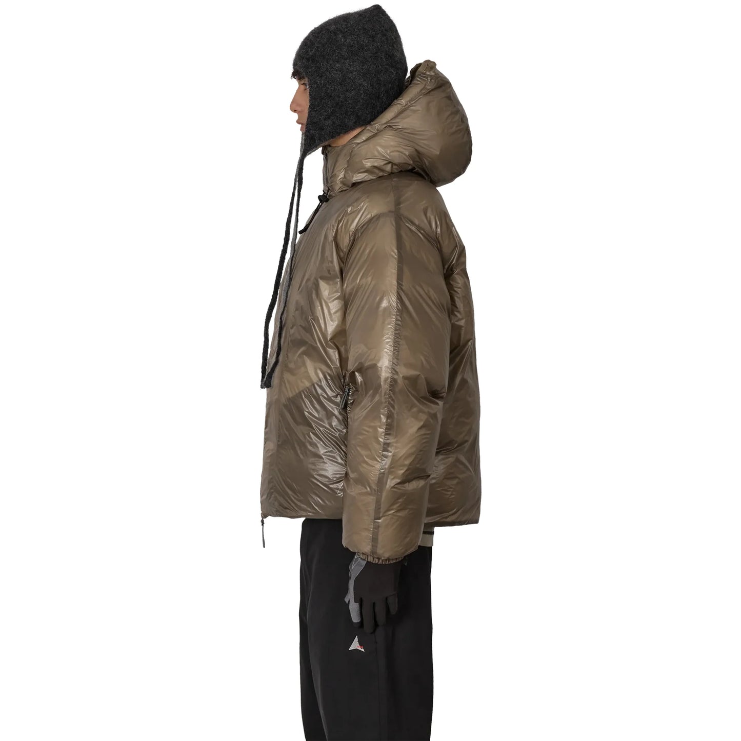 ROA Synthetic Down Jacket Taupe 着用イメージ 側面