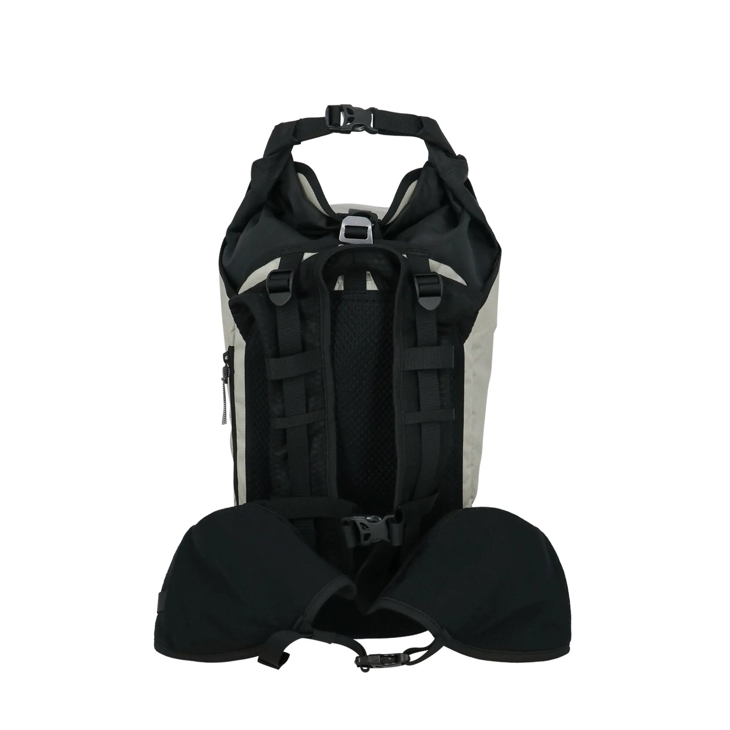 ROA TESTUDO Technical Shell Backpack Beige Black 背面
