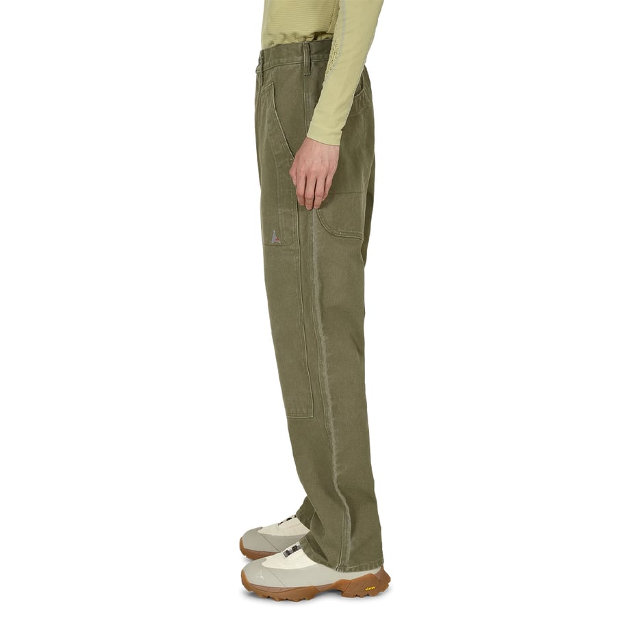 ROA Canvas Trouser Olive モデル着用(側面)