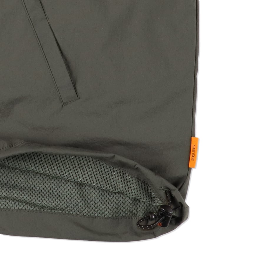 SEE SEE NYLON HOODY【OLIVE】