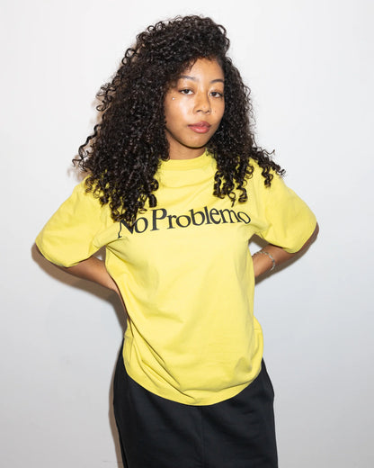 No Problemo No Problemo SS Tee Yellow【NP60002.06】(N) 着用写真 正面