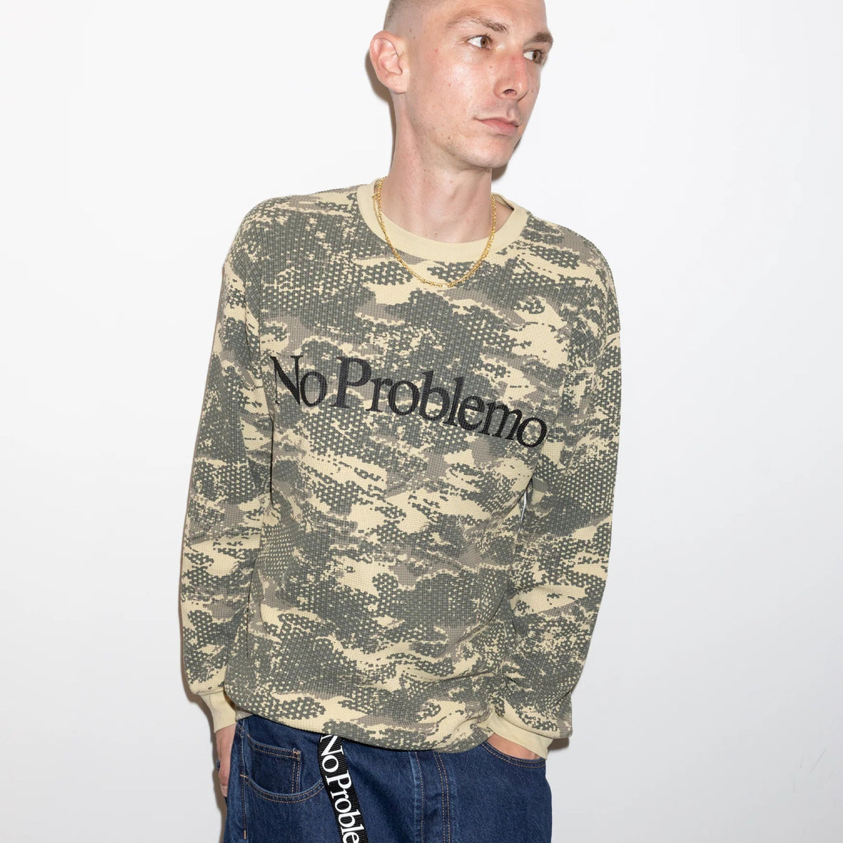 No Problemo Forest Waffle LS Tee Sand【NP40217.06】(N) 着用写真正面