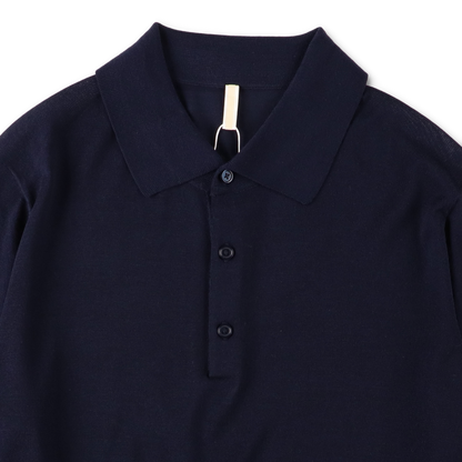MERINO POLO NAVY - SUNFLOWER 襟のディテール