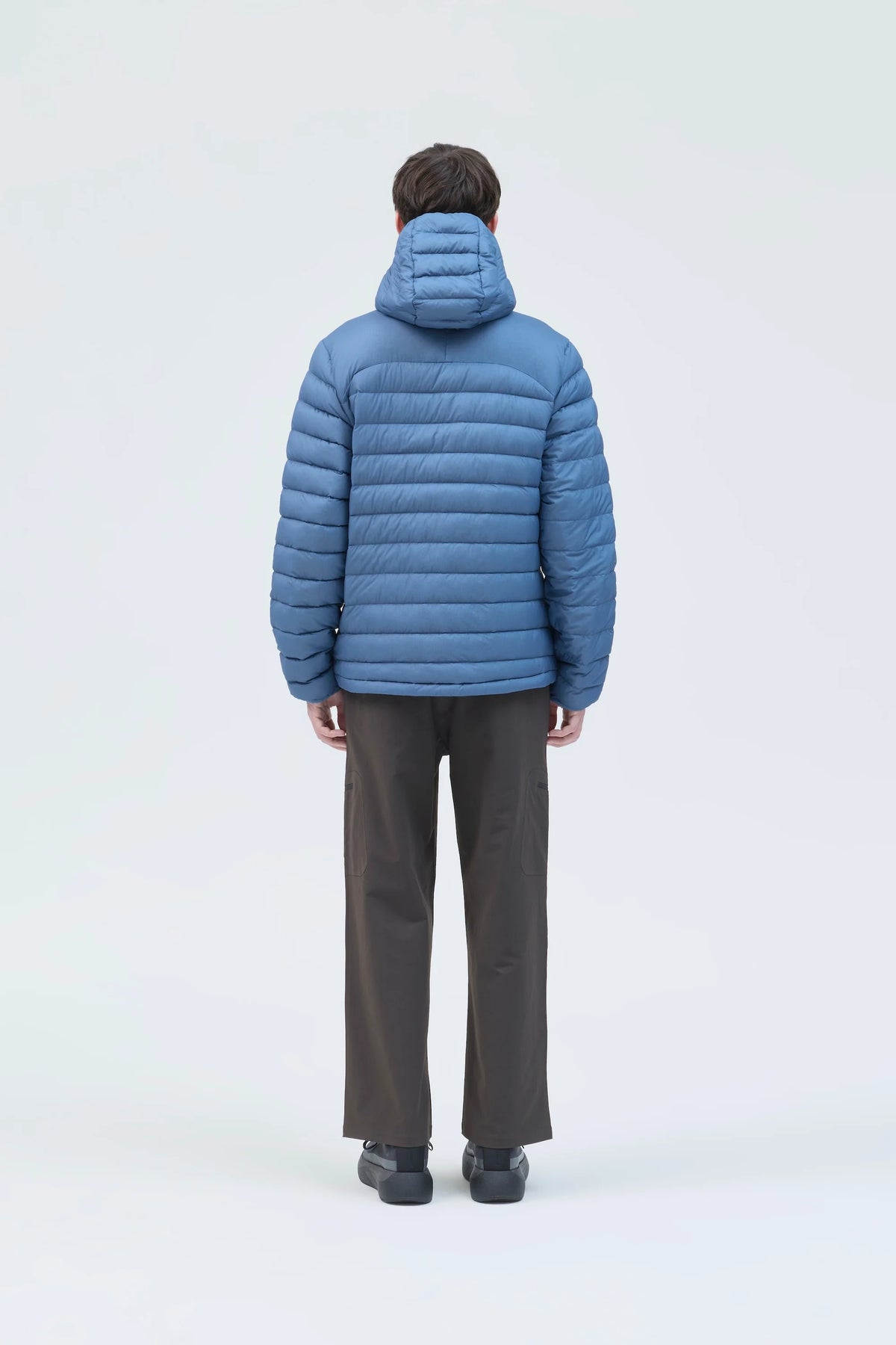 Hiking Patrol Horizon UL 800FP Hooded Down Jacket Slate Blue 着用イメージ 背面