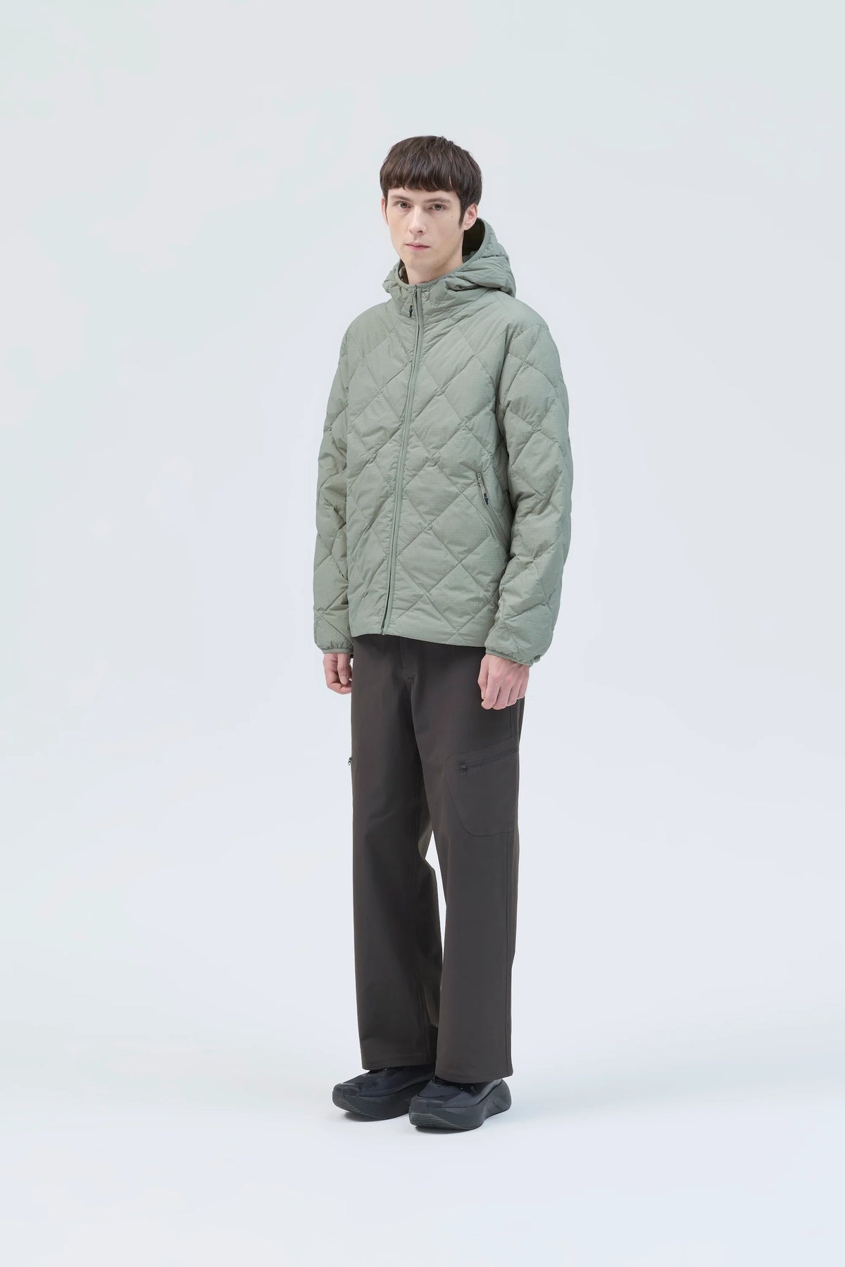 Hiking Patrol Base Grid LT Down Hooded Jacket Thyme 着用イメージ 正面