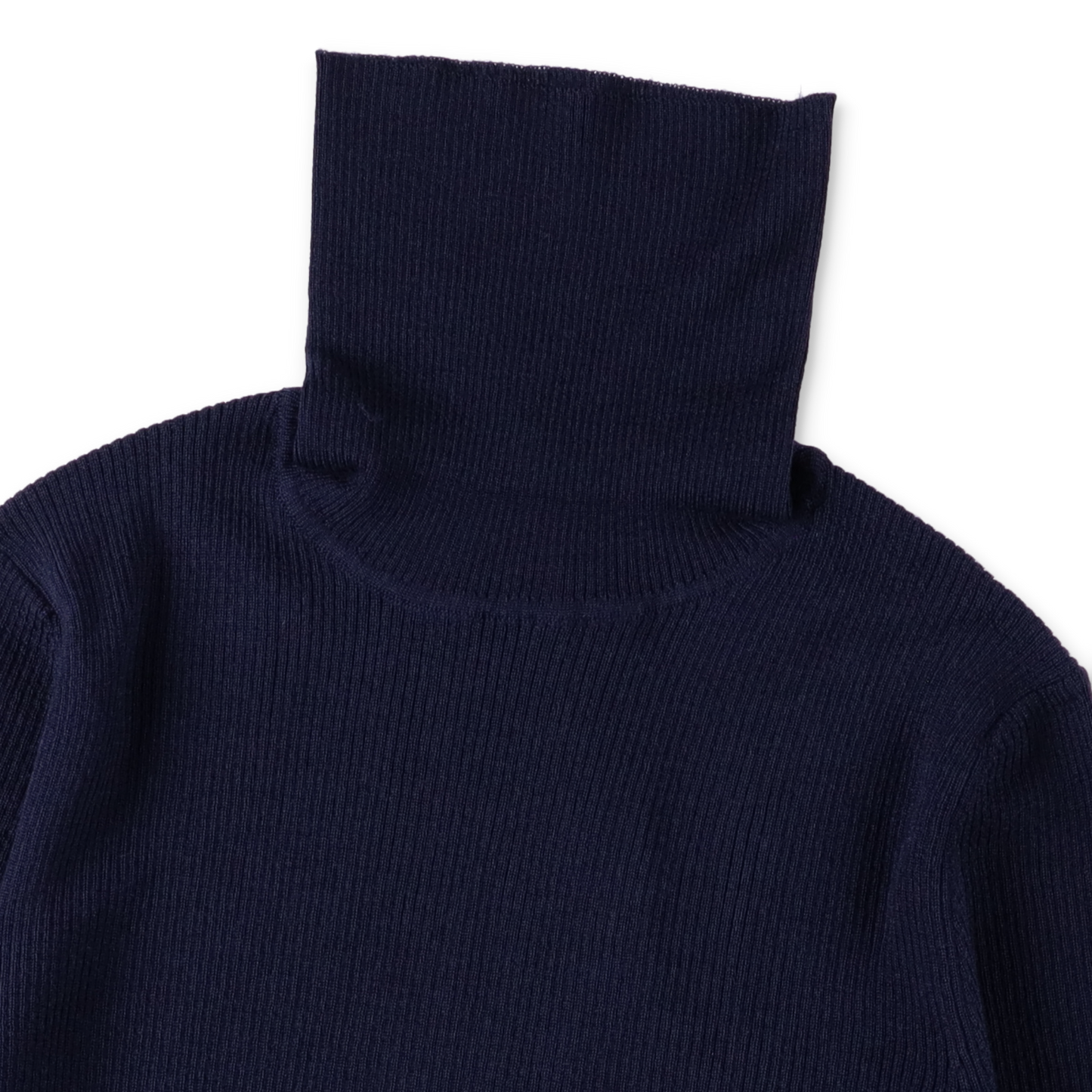 SUNFLOWER MERINO RIB TURTLE NECK NAVY　首元