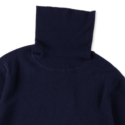 SUNFLOWER MERINO RIB TURTLE NECK NAVY　首元
