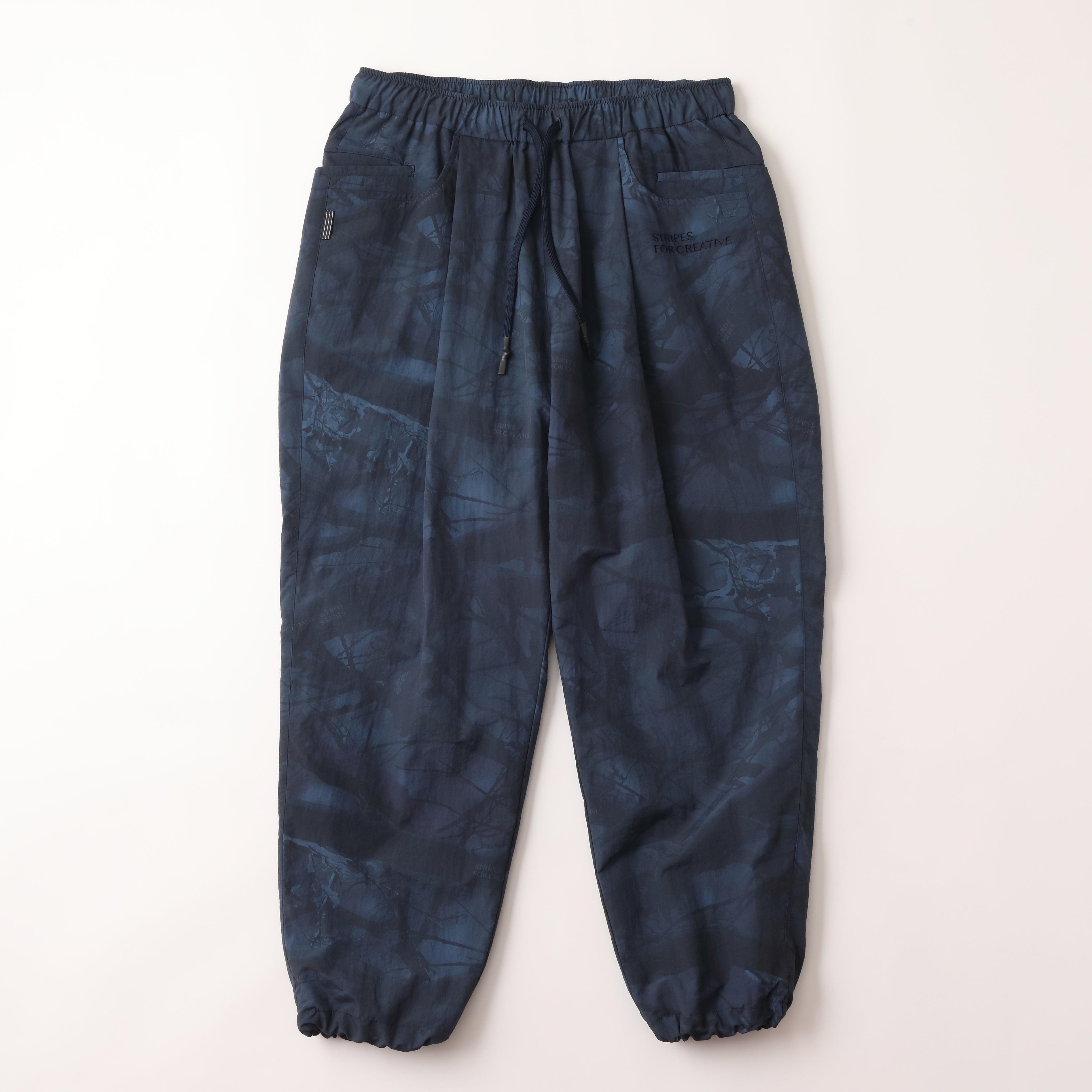S.F.C WIDE TAPERED EASY PANTS (REAL TREE CAMO) - NAVY TREE CAMO