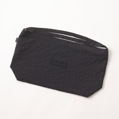 S.F.C MESSEENGER TOTE D GREY【SFCFW25AC05】(N)