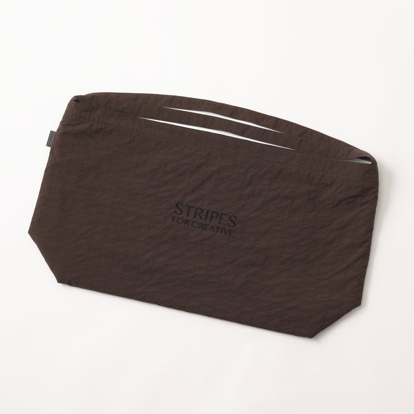 S.F.C MESSEENGER TOTE D BROWN【SFCFW25AC05】(N)