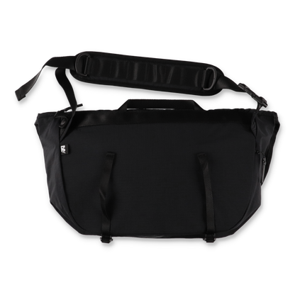 maastik KULLER BLACK 背面