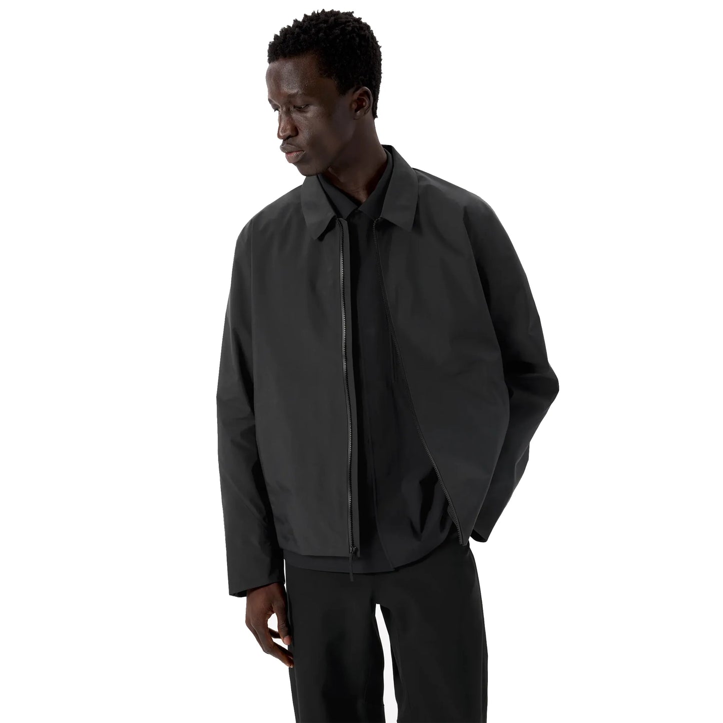 ARC'TERYX VEILANCE  Centroid Jacket Men's BLACK　着用写真 frontview zip open