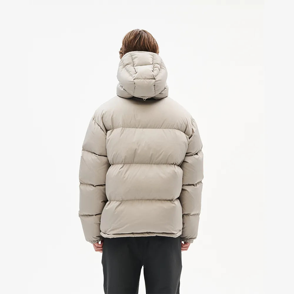 Hiking Patrol PATROL ELEMENT DOWN JACKET SAND 着用イメージ 背面