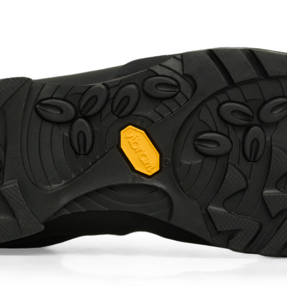 ROA Cingino Black アウトソール vibramロゴ