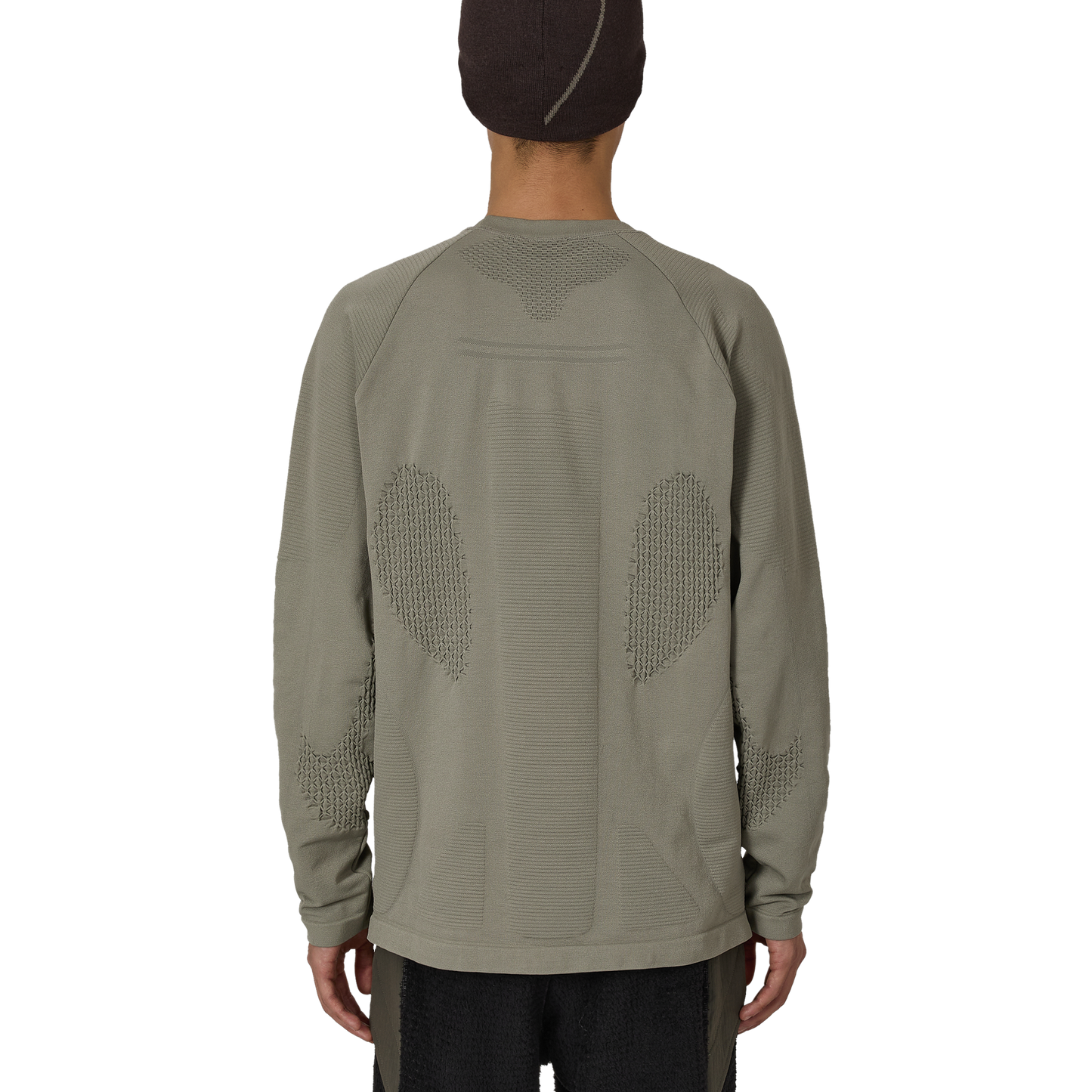 ROA AUNE Seamless Knit Long Sleeve Pale Green 着用画像 背面