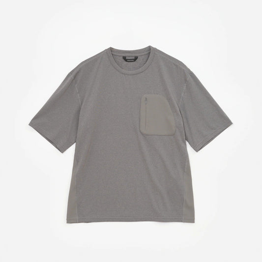Hiking Patrol SHORT SLEEVE GREY フロントデザイン 半袖トップス 軽量ポリエステル素材