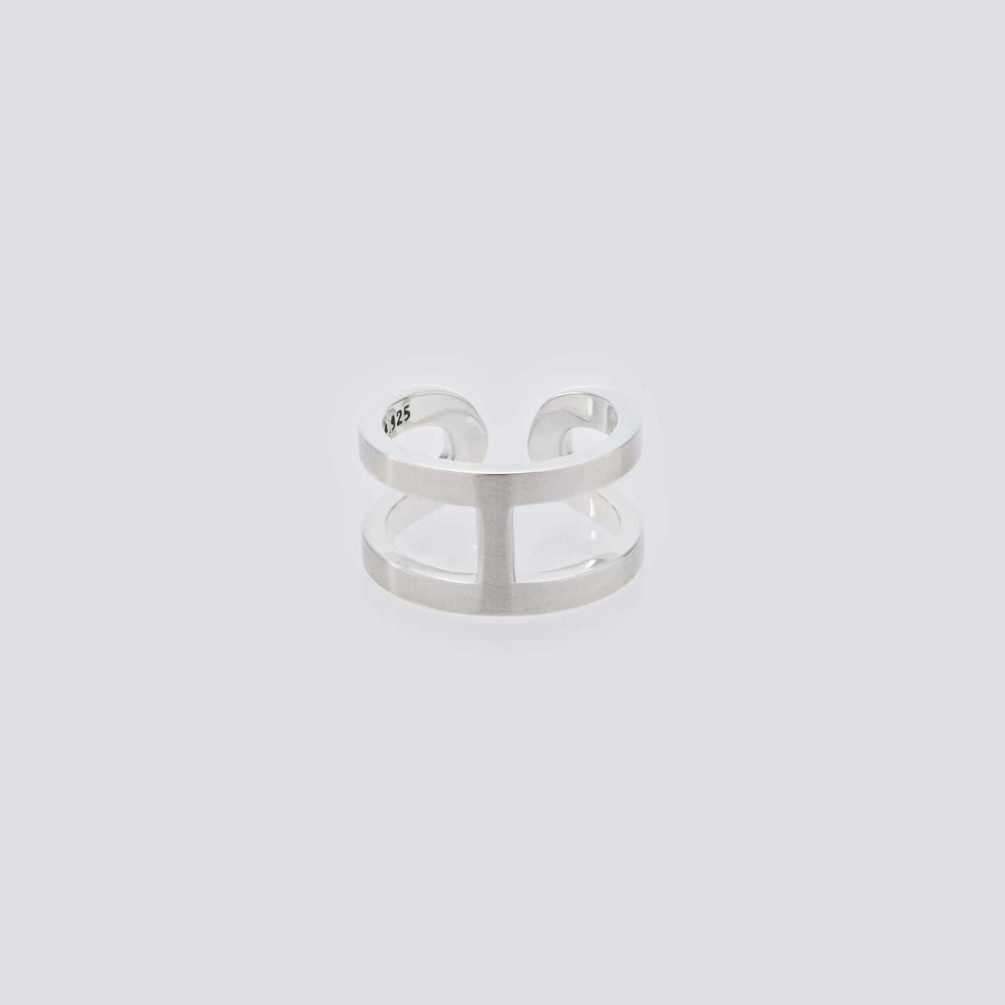H Ring with Hair line 正面写真