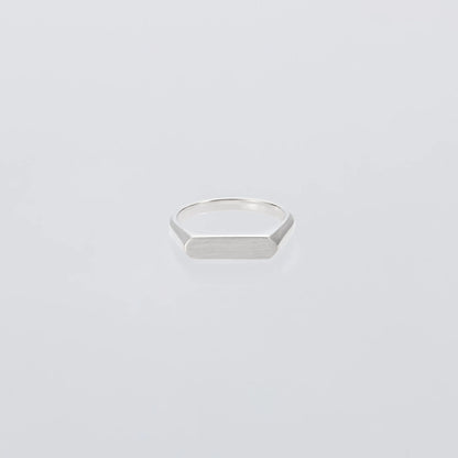 XOLO Signet Ring with Hair Line -Thin- フロントデザイン