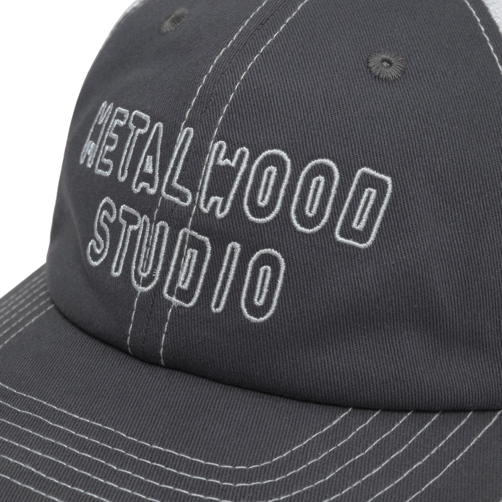 METALWOOD STUDIO CUTIE 6-PANEL TRUCKER HAT navy フロントデザイン ロゴ