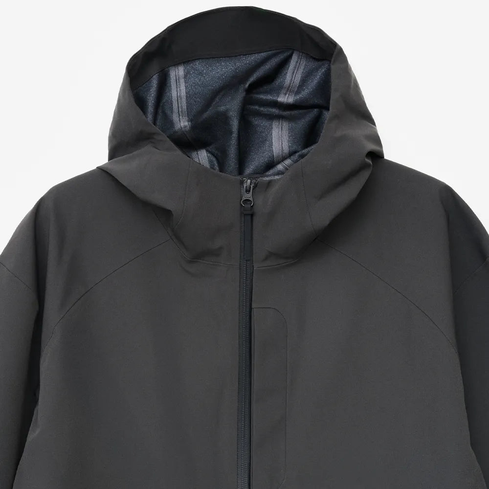 Hiking Patrol ARC 3L SHELL JACKET CHARCOAL BLACK 首元詳細