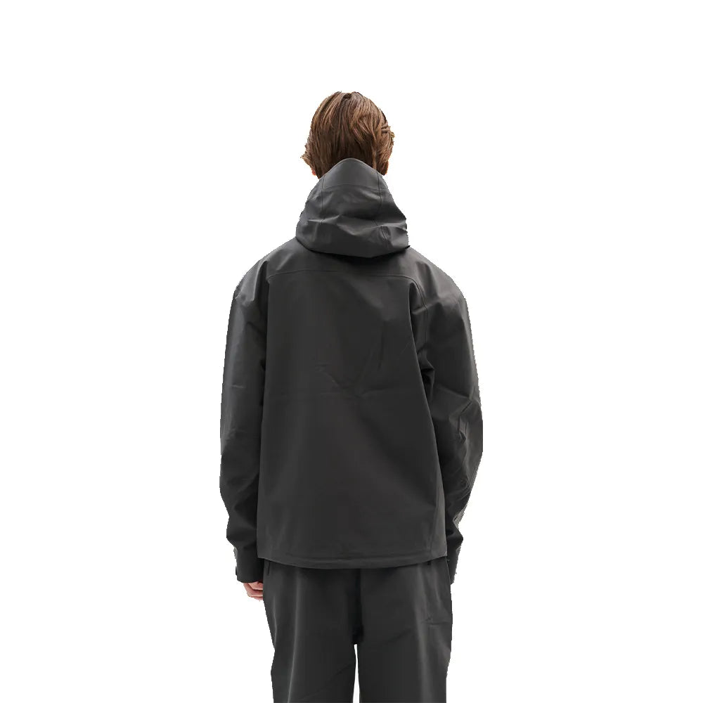 Hiking Patrol ARC 3L SHELL JACKET CHARCOAL BLACK 着用イメージ 背面