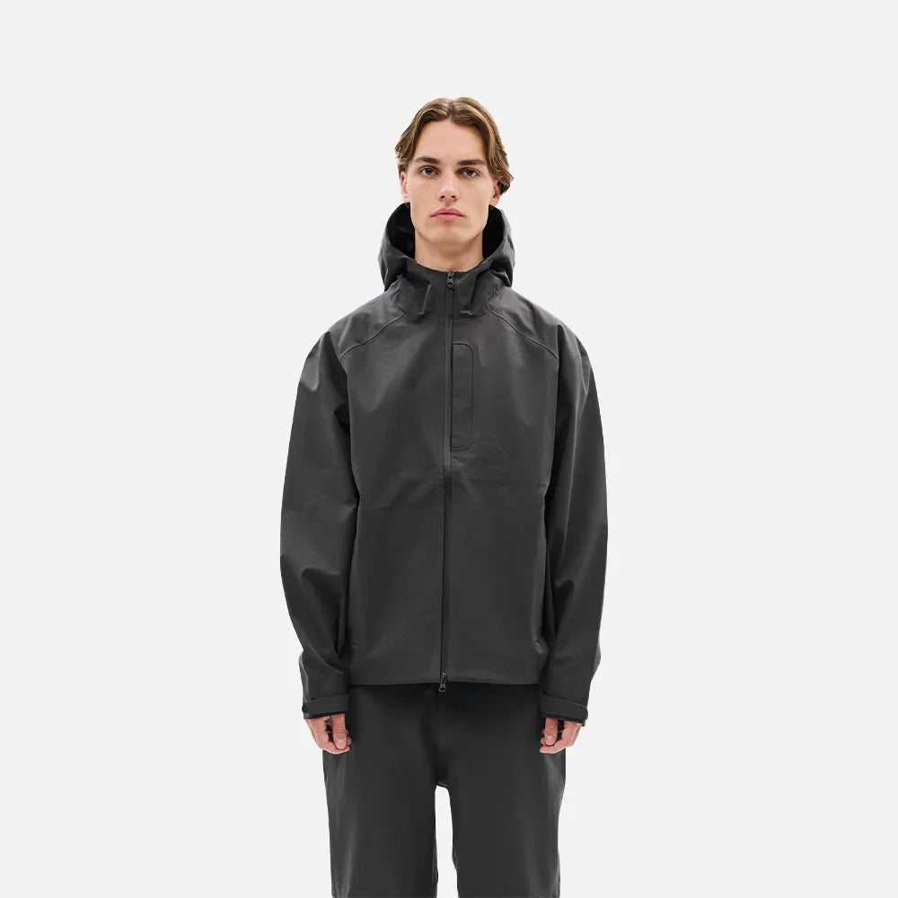 Hiking Patrol ARC 3L SHELL JACKET CHARCOAL BLACK 着用イメージ 正面