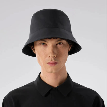 ARC'TERYX VEILANCE Bucket Hat BLACK 着用イメージ 正面