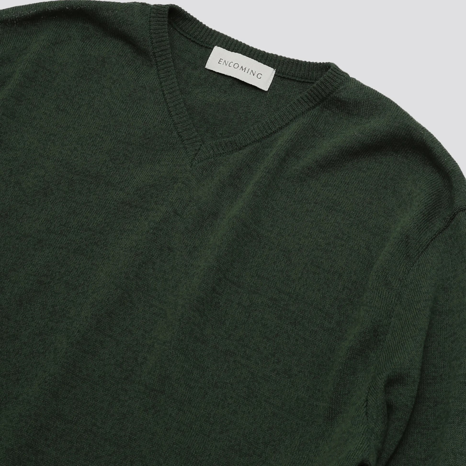 ENCOMING KNITTED V NECK JUMPER Dark Green 素材感 ニット テクスチャー
