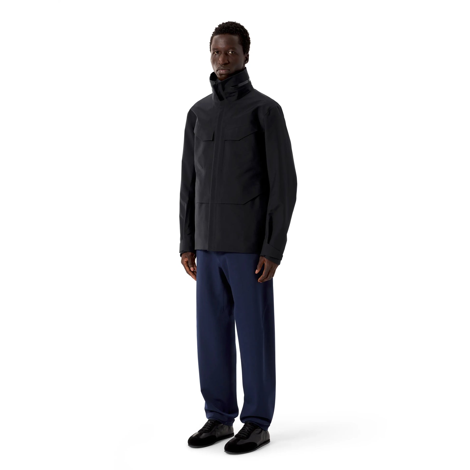 ARC'TERYX VEILANCE Field Jacket M BLACK 着用画像 斜め