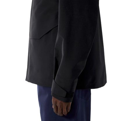 ARC'TERYX VEILANCE Field Jacket M BLACK 着用画像 袖口部分側面