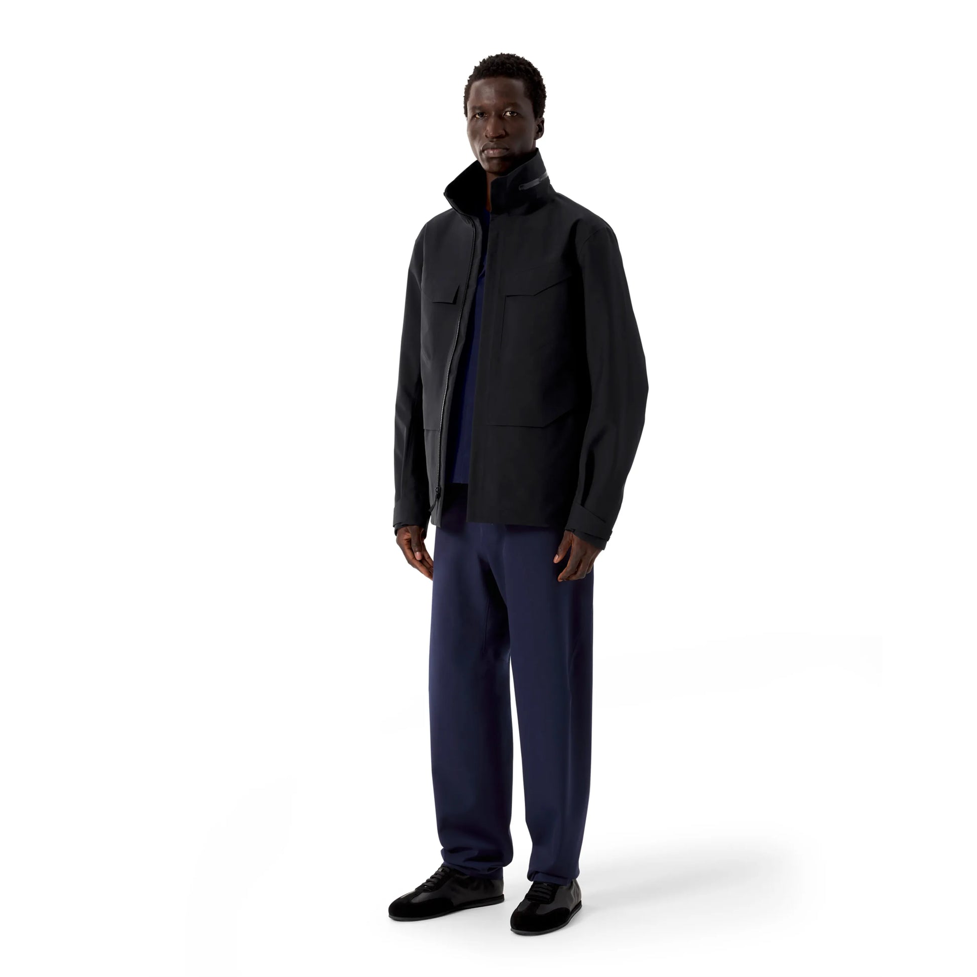 ARC'TERYX VEILANCE Field Jacket M BLACK 着用画像 全身