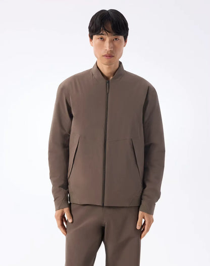 ARC'TERYX VEILANCE Diode Insulated Bomber M Sable 着用イメージ 正面