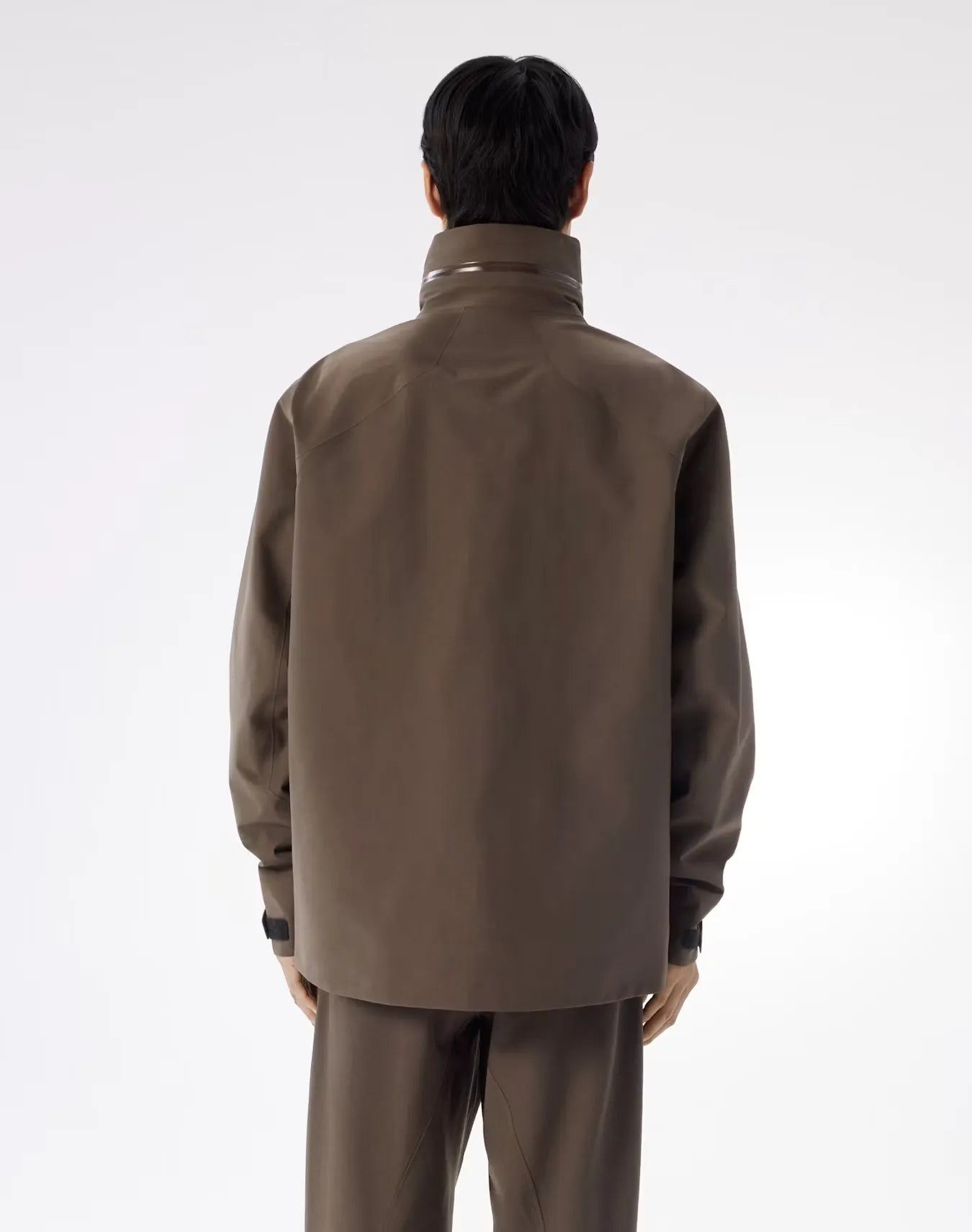 ARC'TERYX VEILANCE Field Jacket M Sable 着用イメージ  背面
