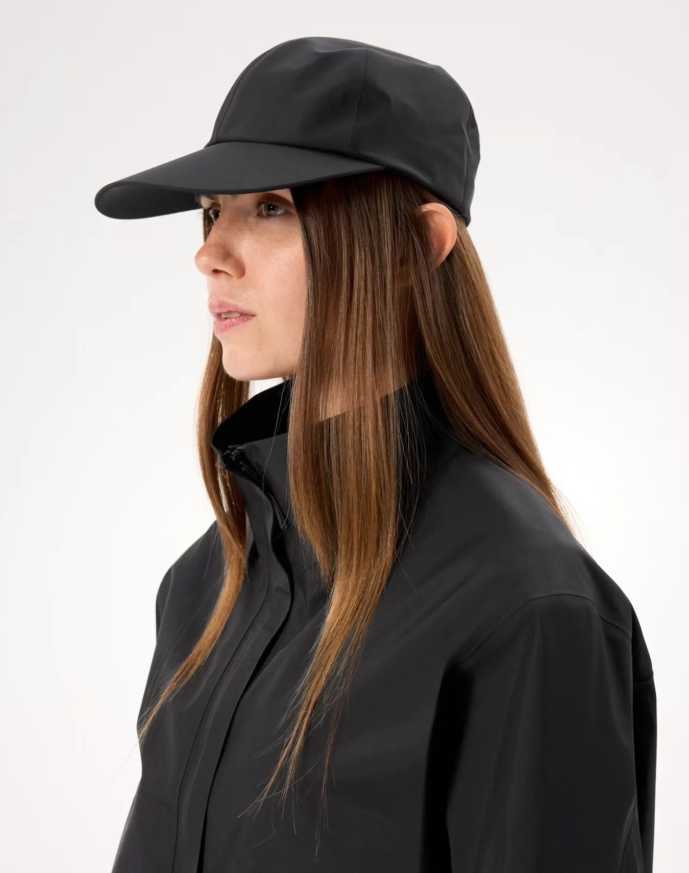 ARC'TERYX VEILANCE Dynode Cap Black 着用イメージ 斜め